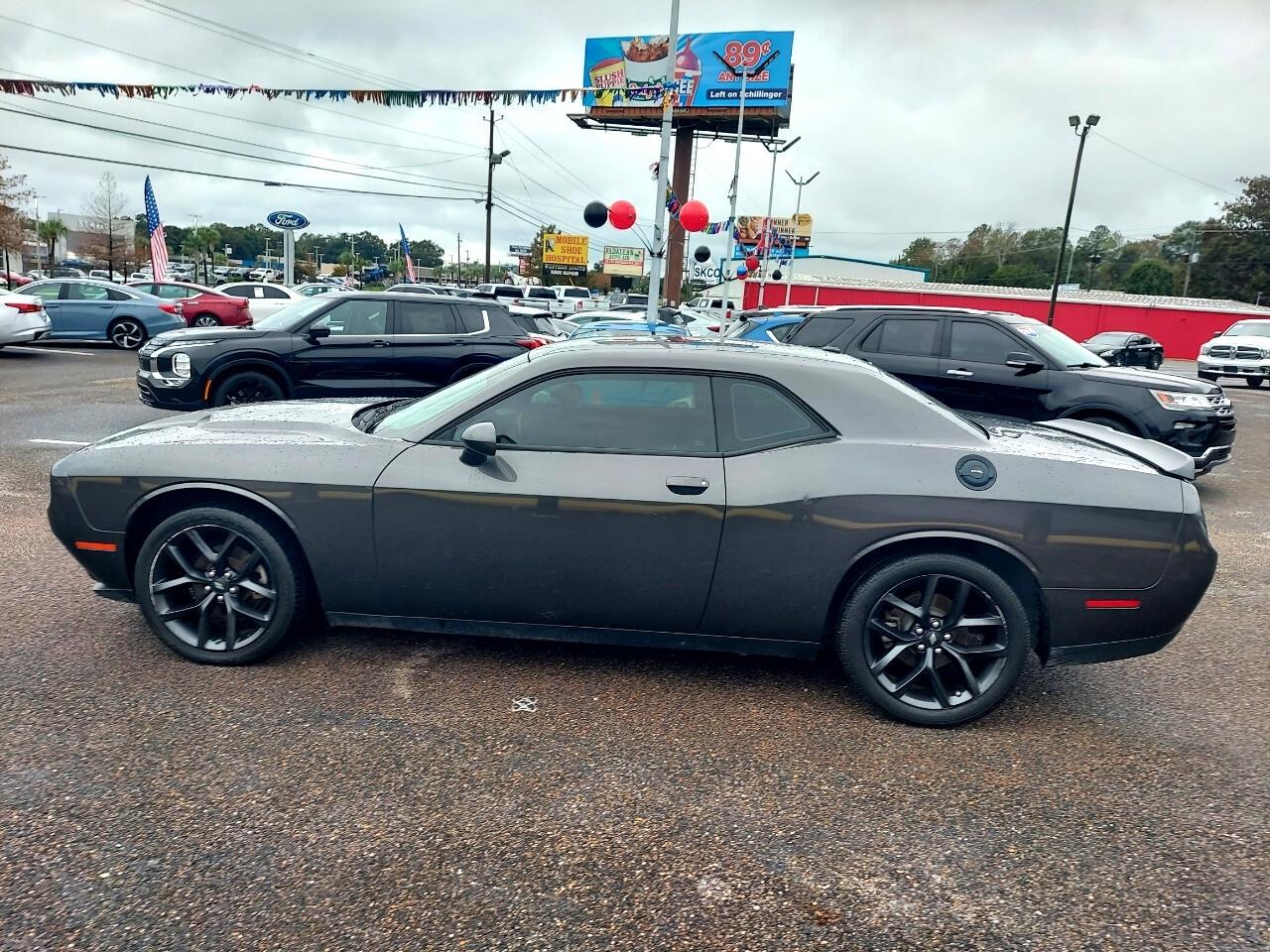 Dodge Challenger SXT 2022