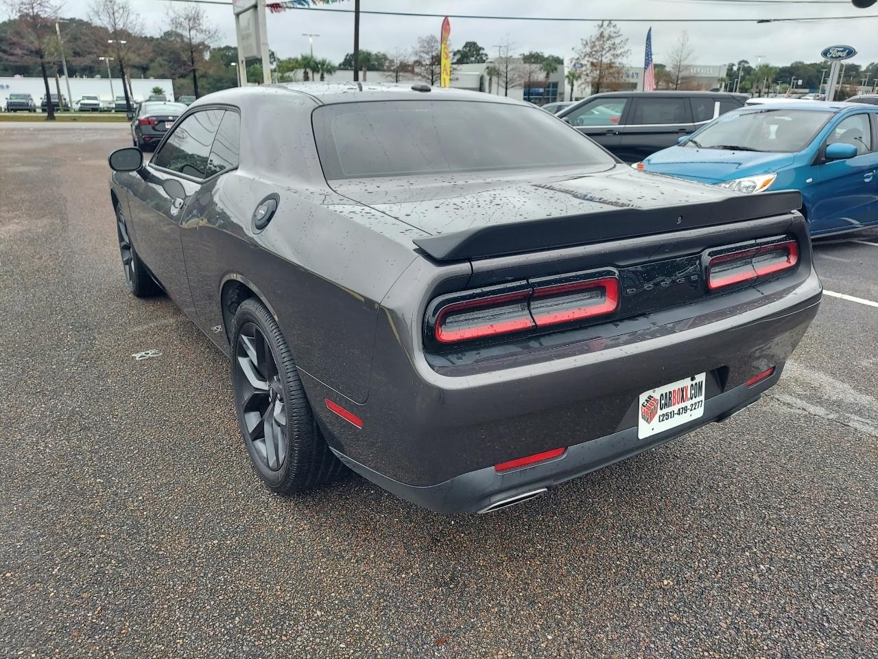 Dodge Challenger SXT 2022