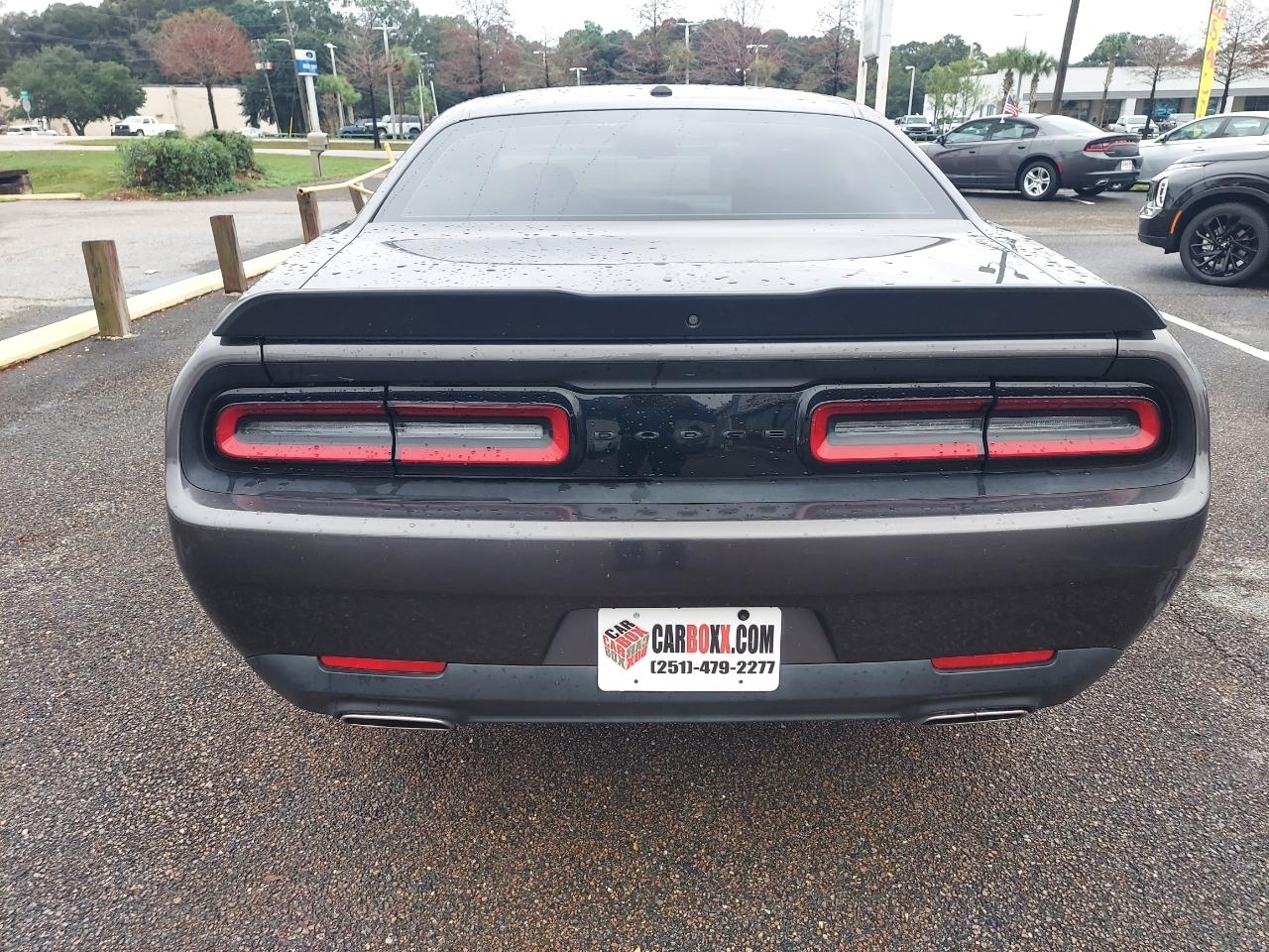 Dodge Challenger SXT 2022