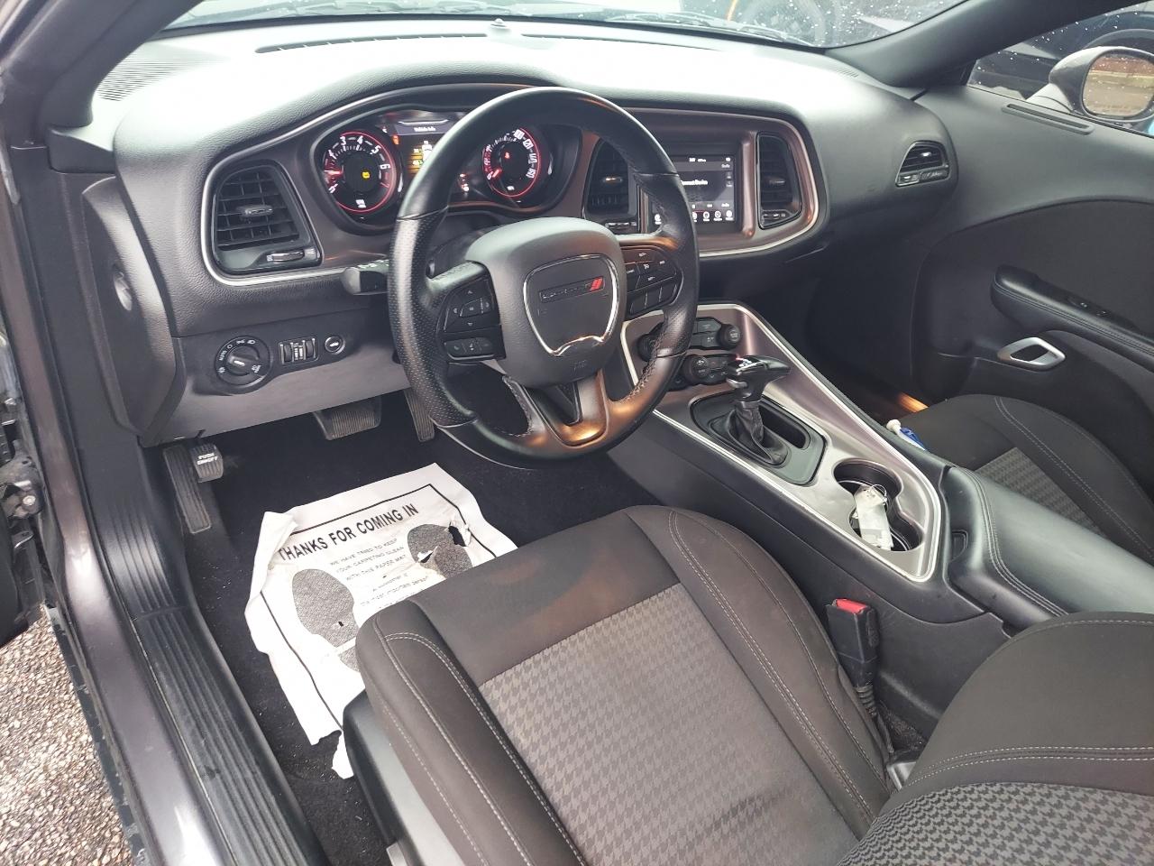 Dodge Challenger SXT 2022