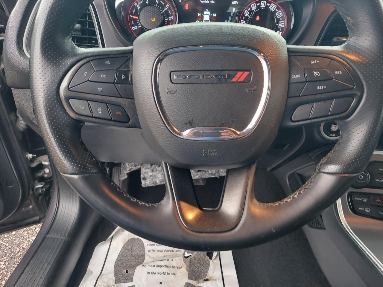 Dodge Challenger SXT 2022