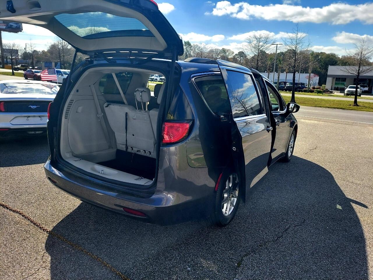 Chrysler Voyager LXI 2021