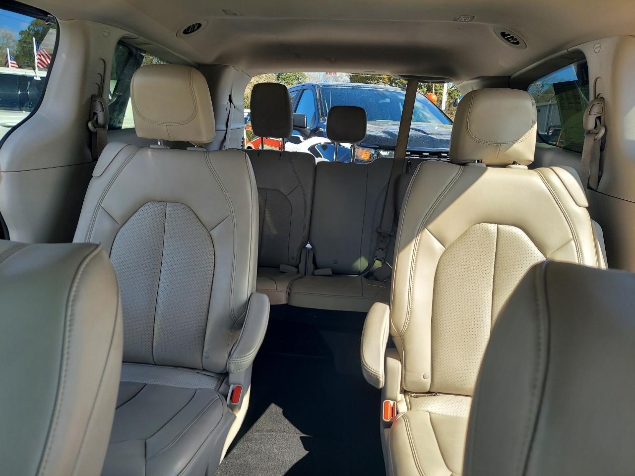 Chrysler Voyager LXI 2021