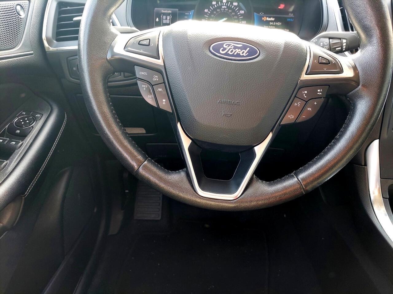 Ford Edge Titanium AWD 2022