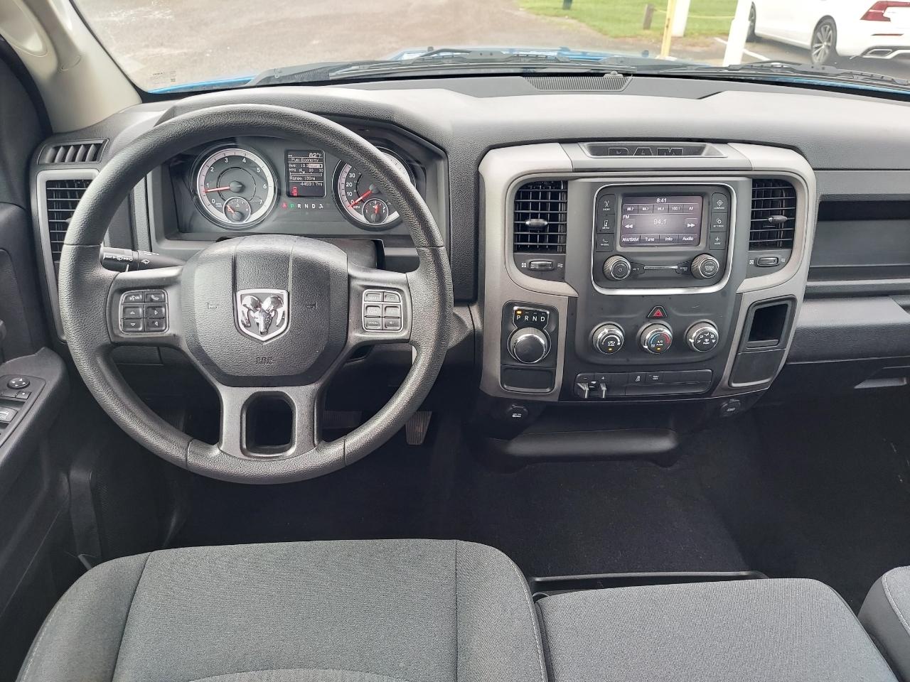 RAM 1500 Classic Tradesman Crew Cab SWB 2WD 2021