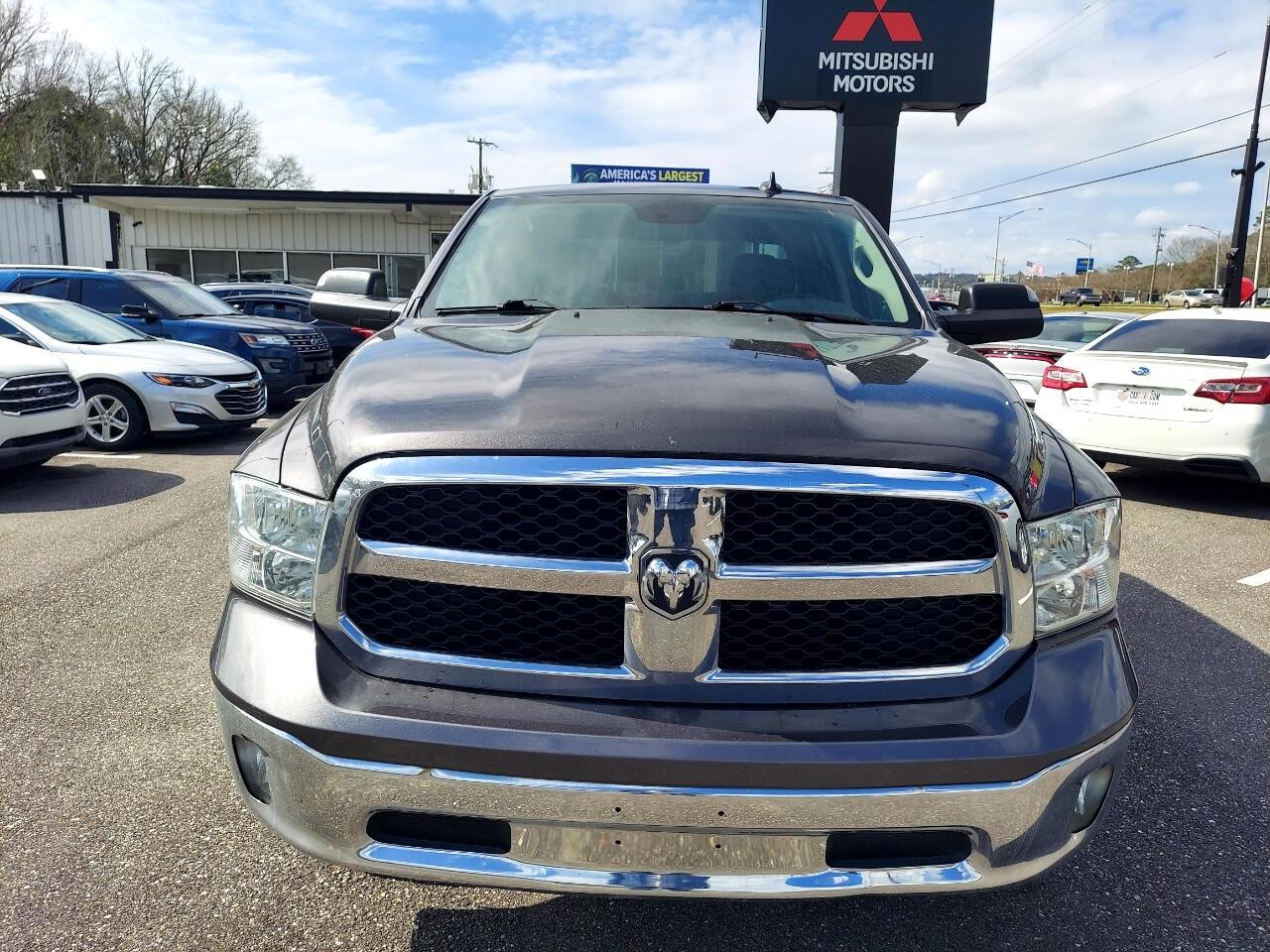 RAM 1500 Classic Tradesman Crew Cab SWB 4WD 2022