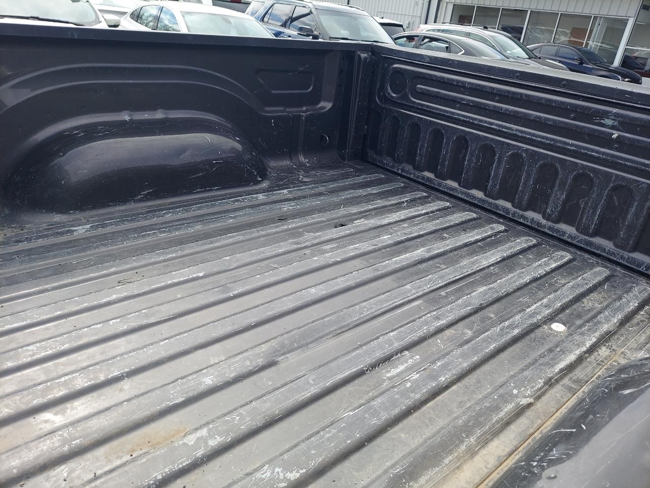 RAM 1500 Classic Tradesman Crew Cab SWB 4WD 2022