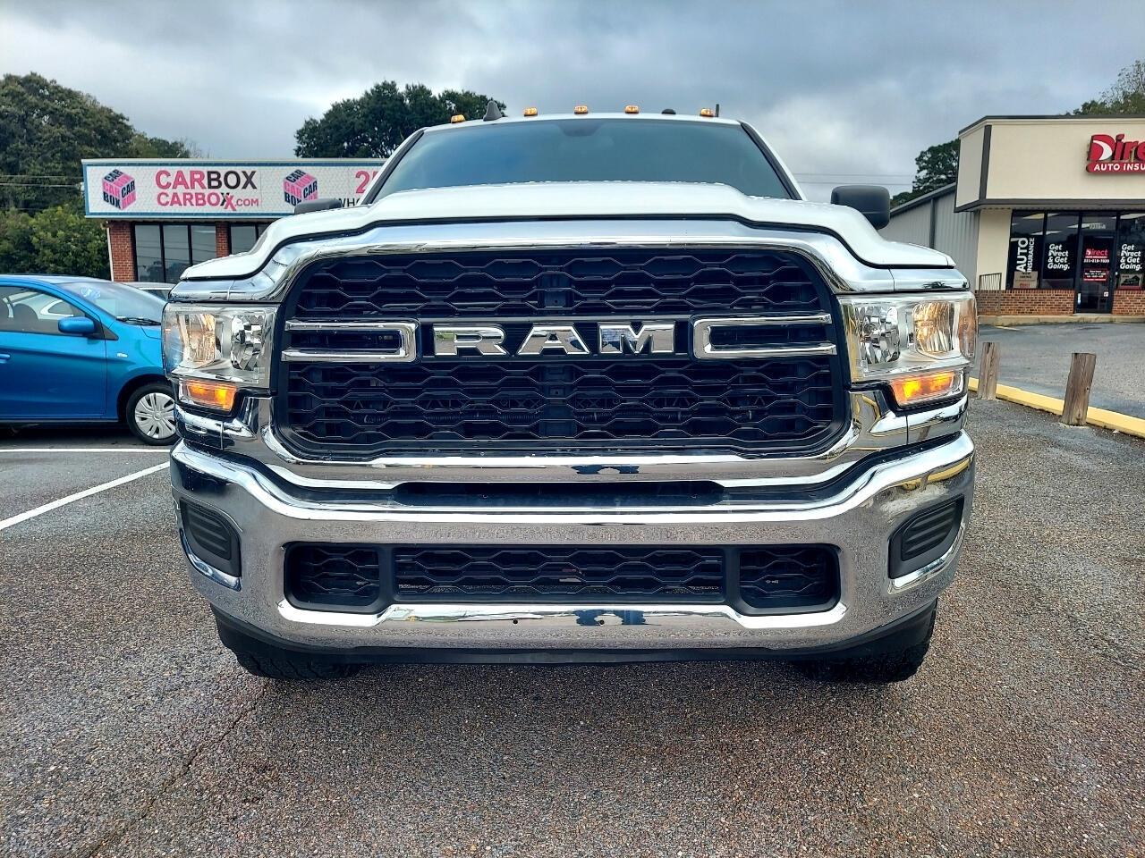 RAM 2500 Tradesman Crew Cab SWB 4WD 2022