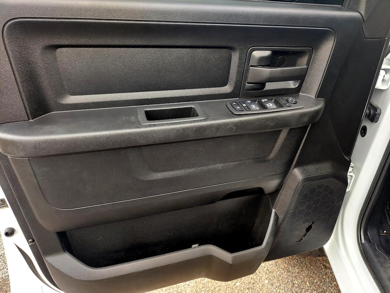 RAM 2500 Tradesman Crew Cab SWB 4WD 2022
