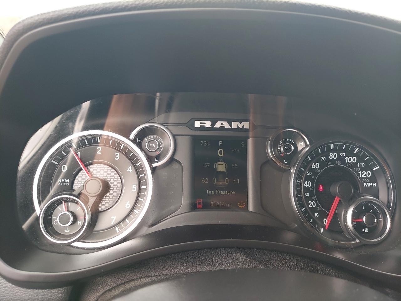 RAM 2500 Tradesman Crew Cab SWB 4WD 2022