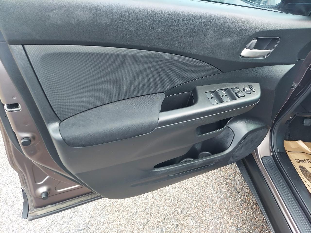 Honda CR-V LX 2WD 5-Speed AT 2014
