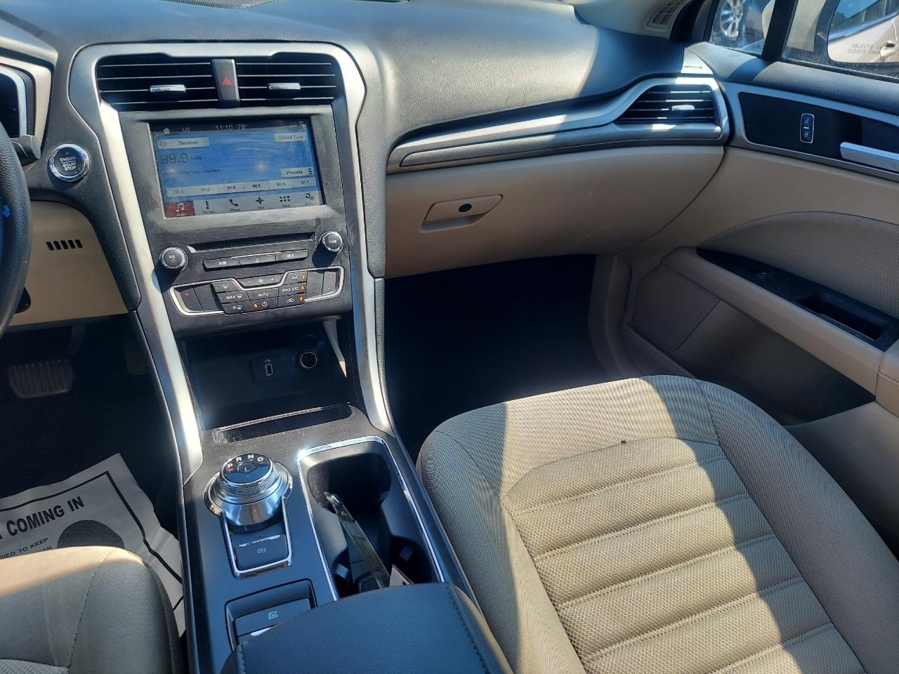 Ford Fusion Hybrid SE 2018