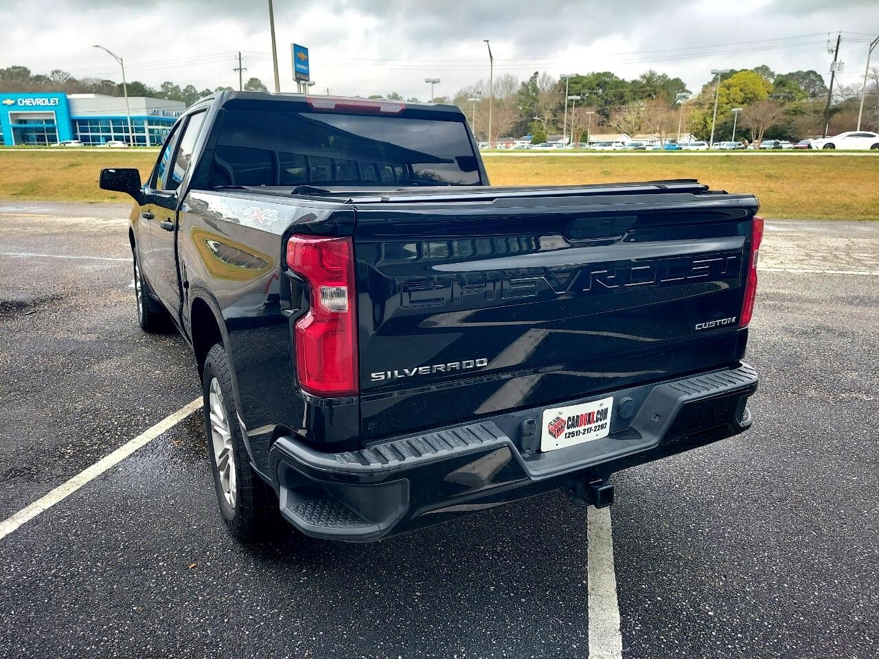 Chevrolet Silverado 1500 Custom Crew Cab Long Box 4WD 2021