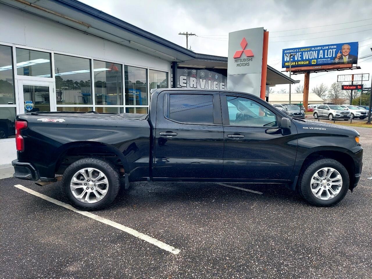 Chevrolet Silverado 1500 Custom Crew Cab Long Box 4WD 2021