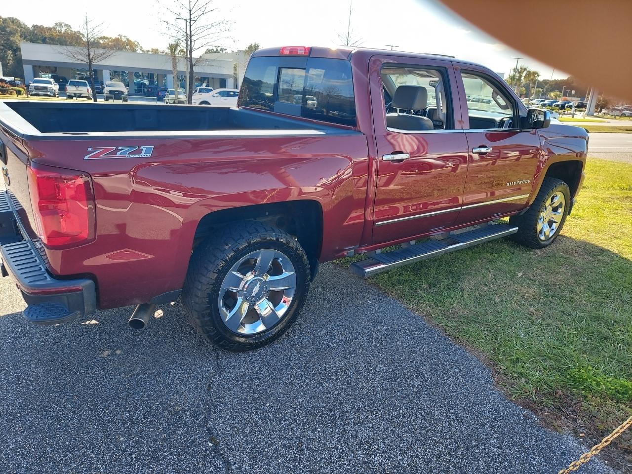 Chevrolet Silverado 1500 LTZ Crew Cab 4WD 2016