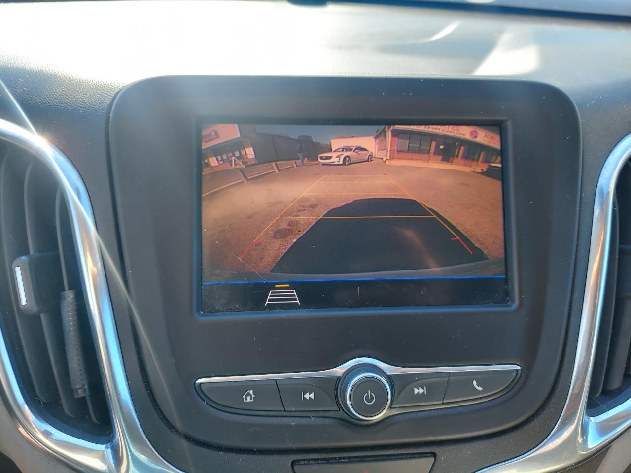 Chevrolet Equinox LS 2WD 2021