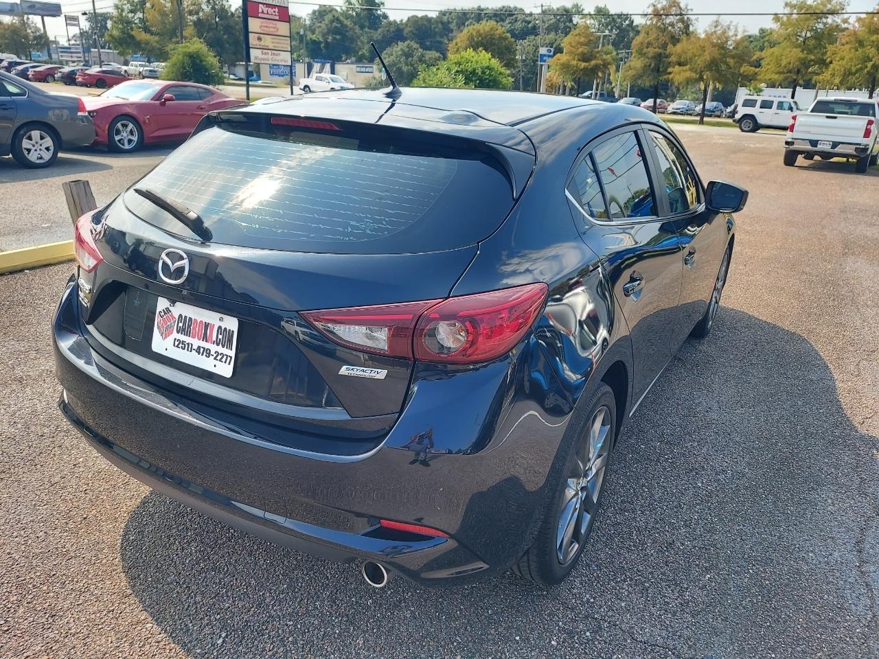Mazda MAZDA3 s Grand Touring AT 5-Door 2018