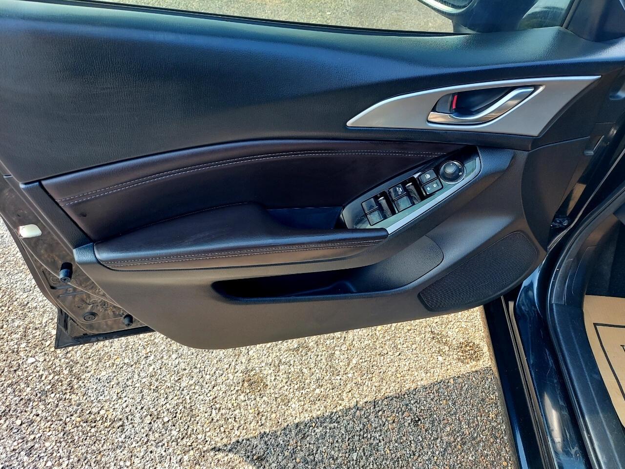 Mazda MAZDA3 s Grand Touring AT 5-Door 2018