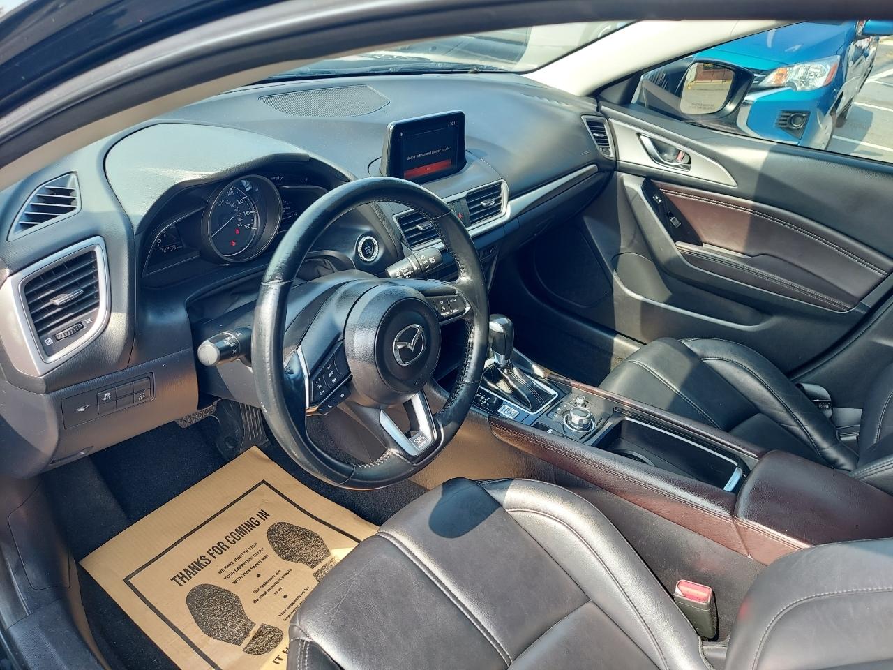 Mazda MAZDA3 s Grand Touring AT 5-Door 2018