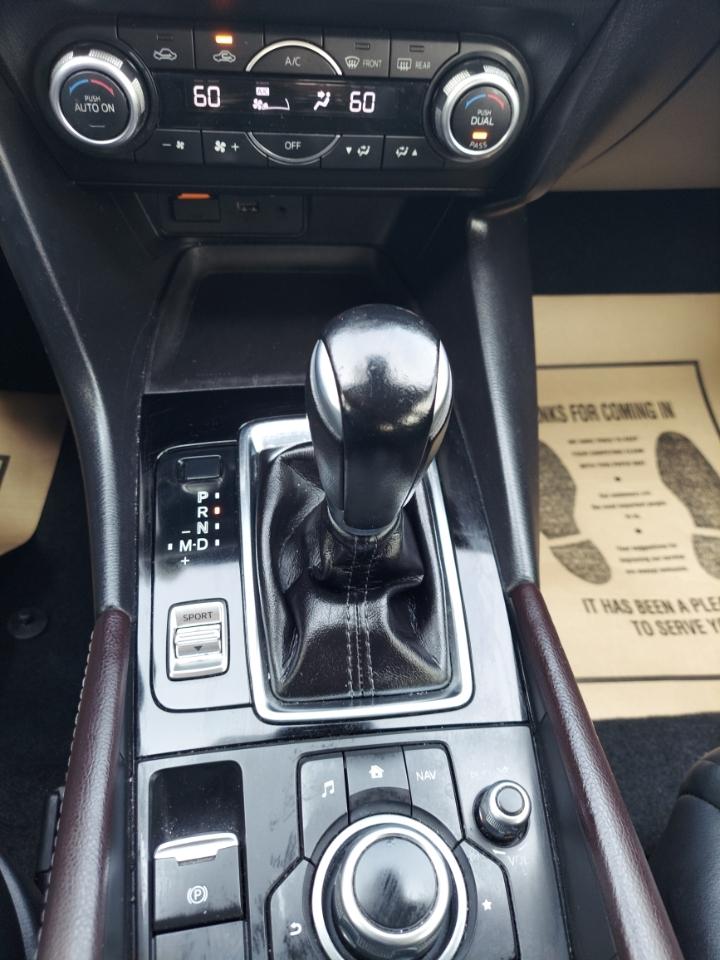 Mazda MAZDA3 s Grand Touring AT 5-Door 2018