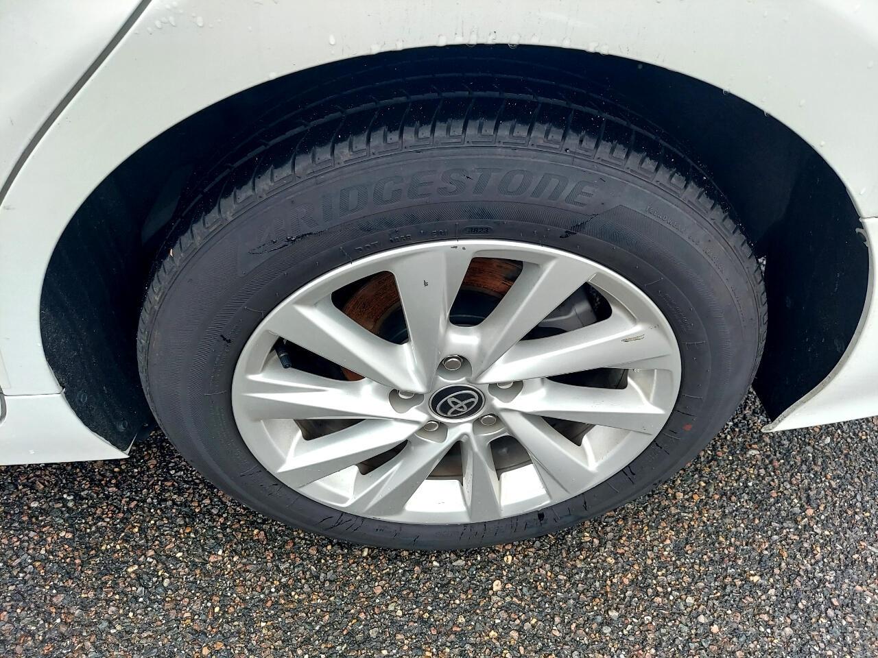 Toyota Camry LE 2024