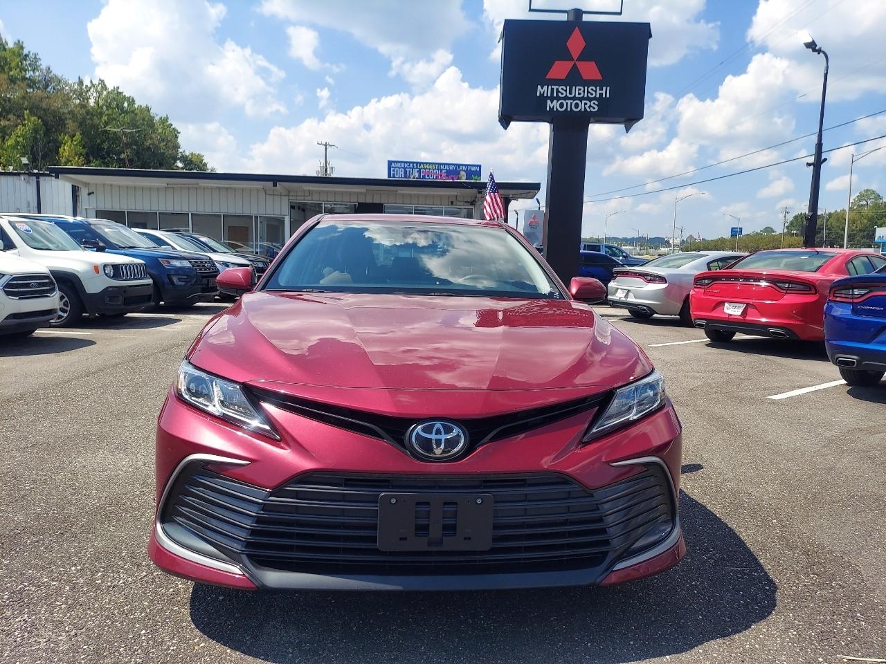 Toyota Camry LE 2021