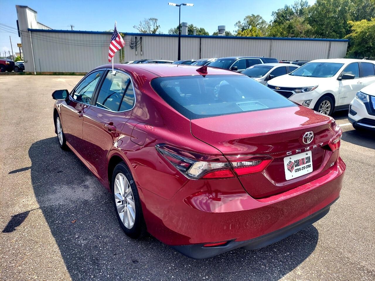 Toyota Camry LE 2021
