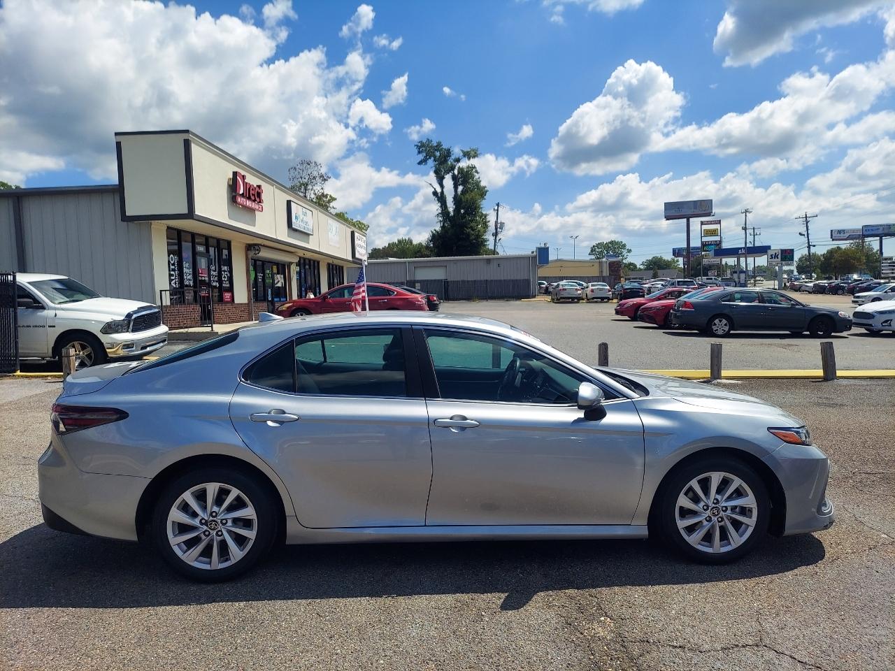 Toyota Camry LE 2022