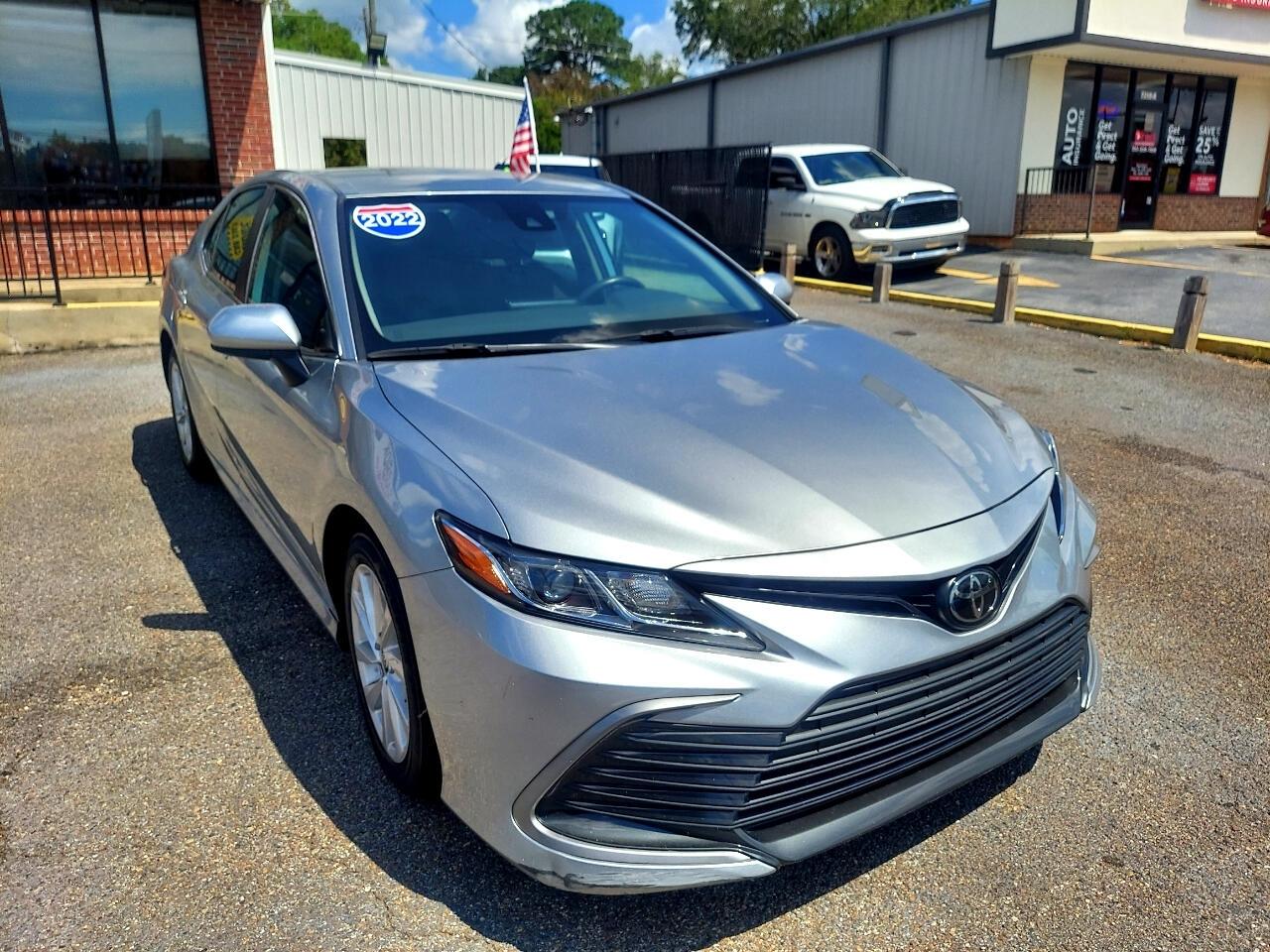 Toyota Camry LE 2022
