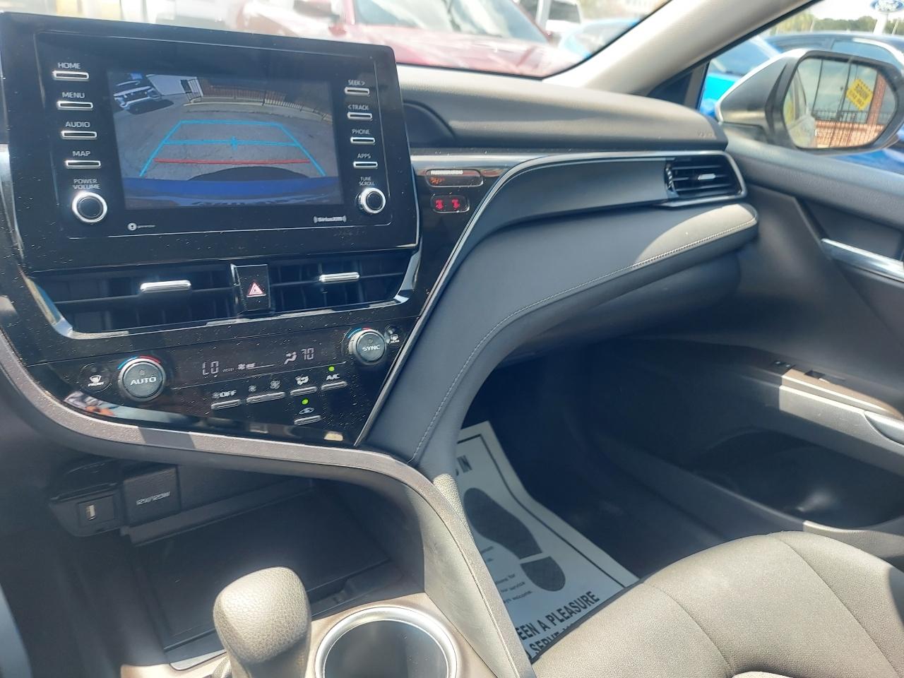 Toyota Camry LE 2022