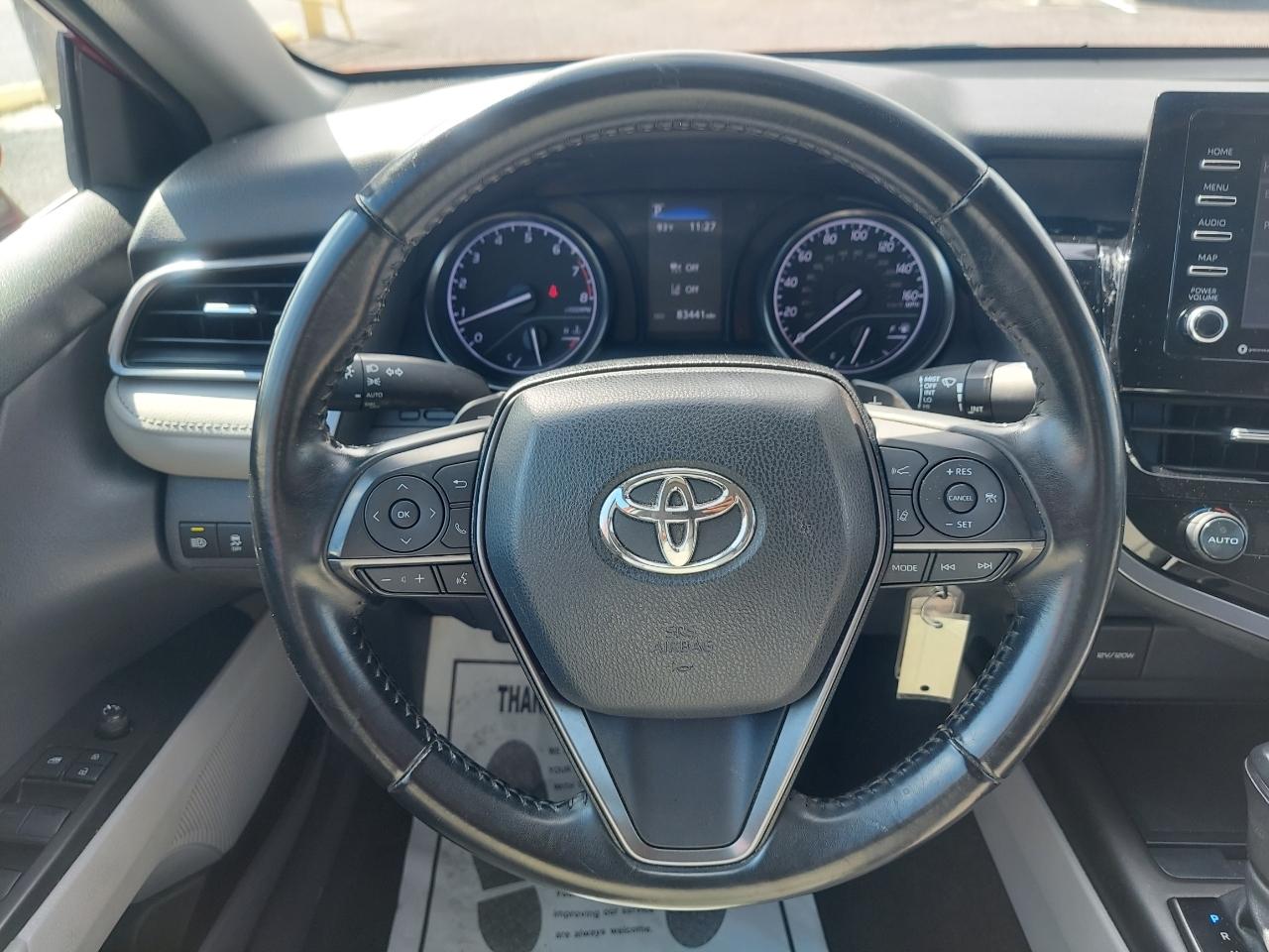 Toyota Camry SE 2021