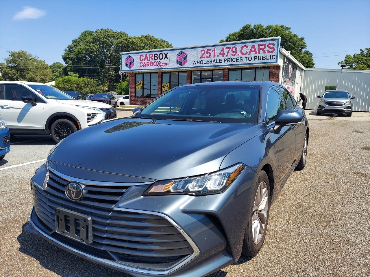 Toyota Avalon XLE 2021