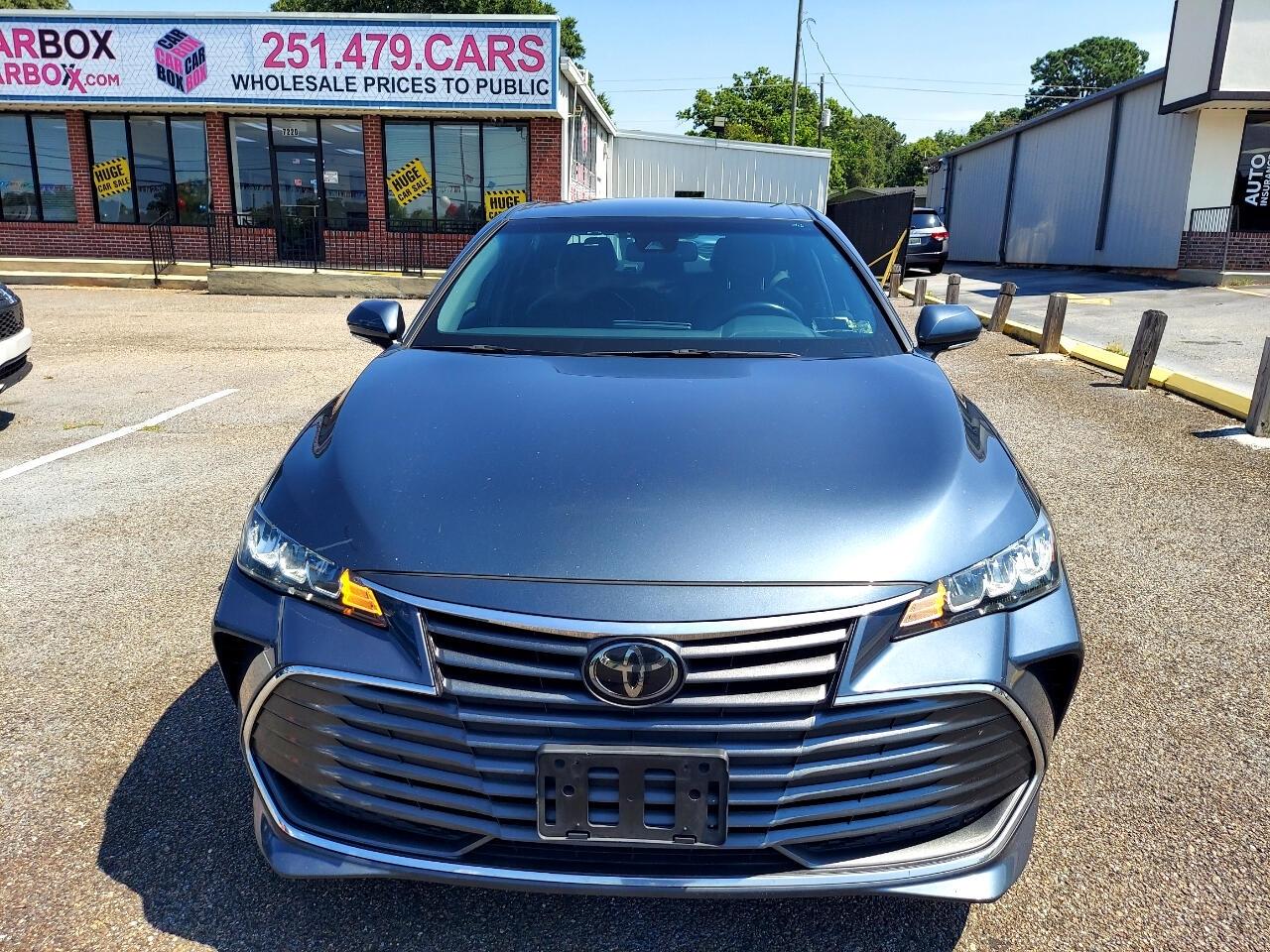 Toyota Avalon XLE 2021