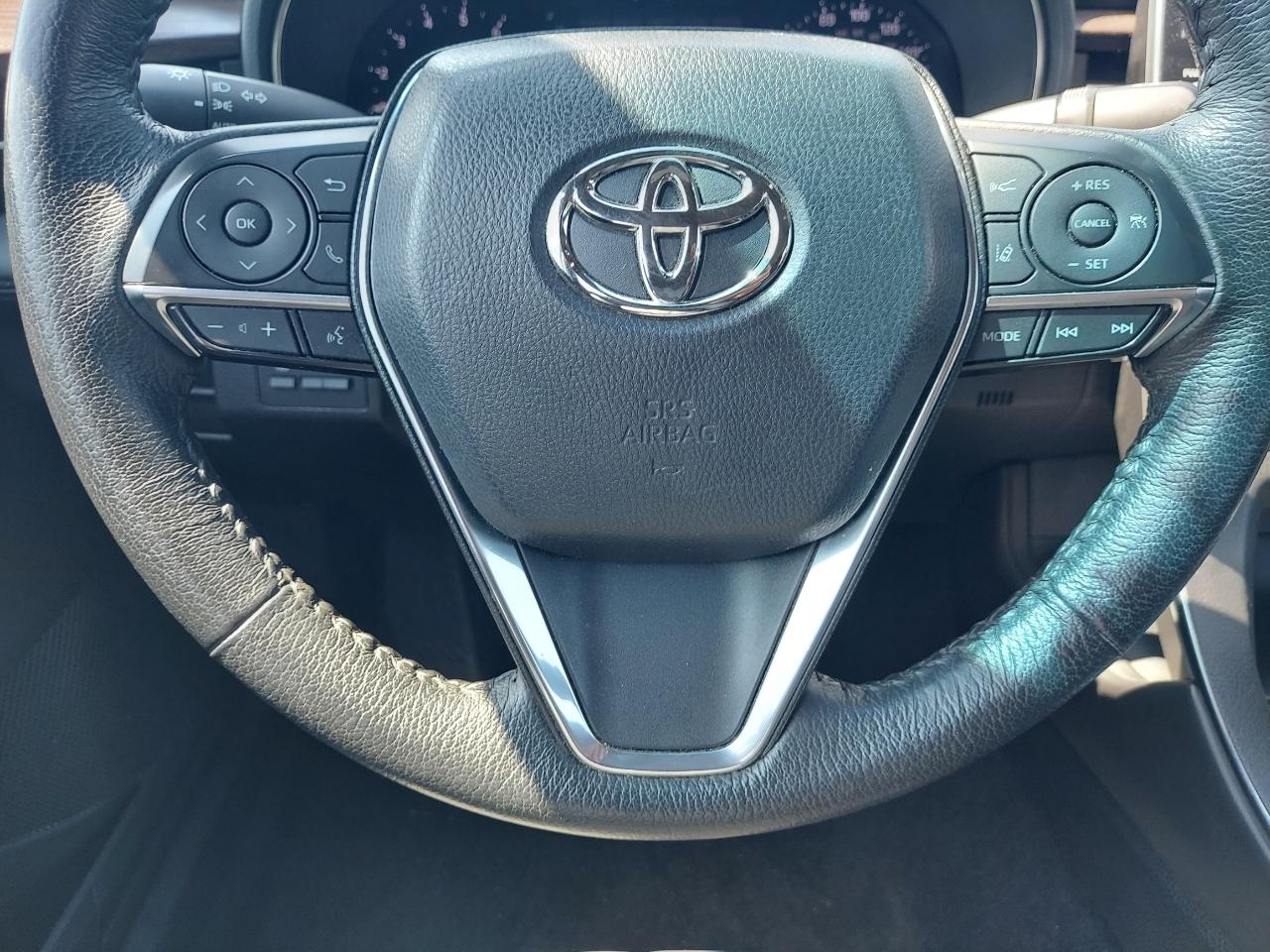 Toyota Avalon XLE 2021
