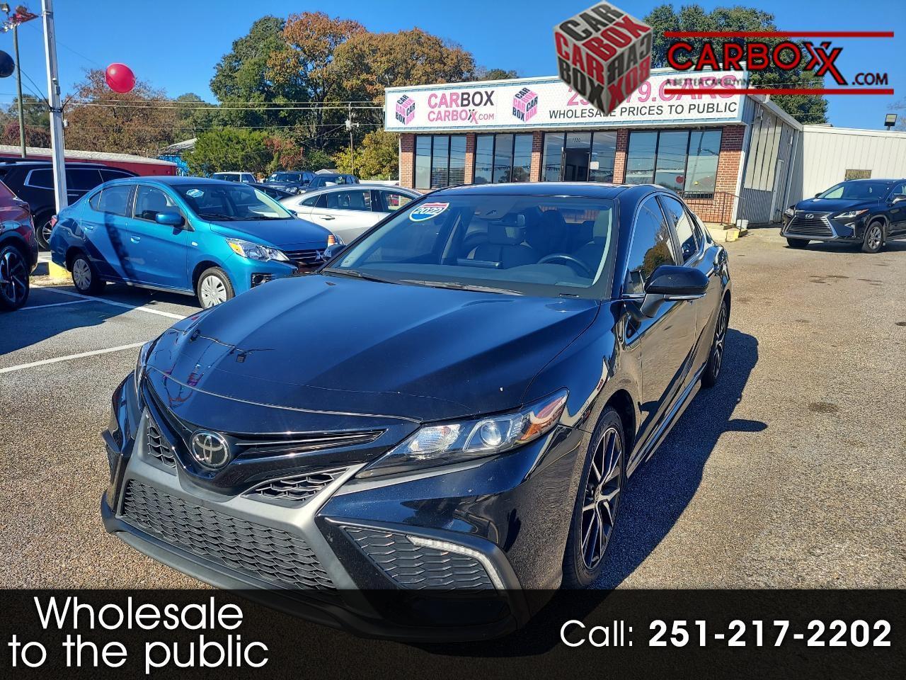 Toyota Camry SE 2022