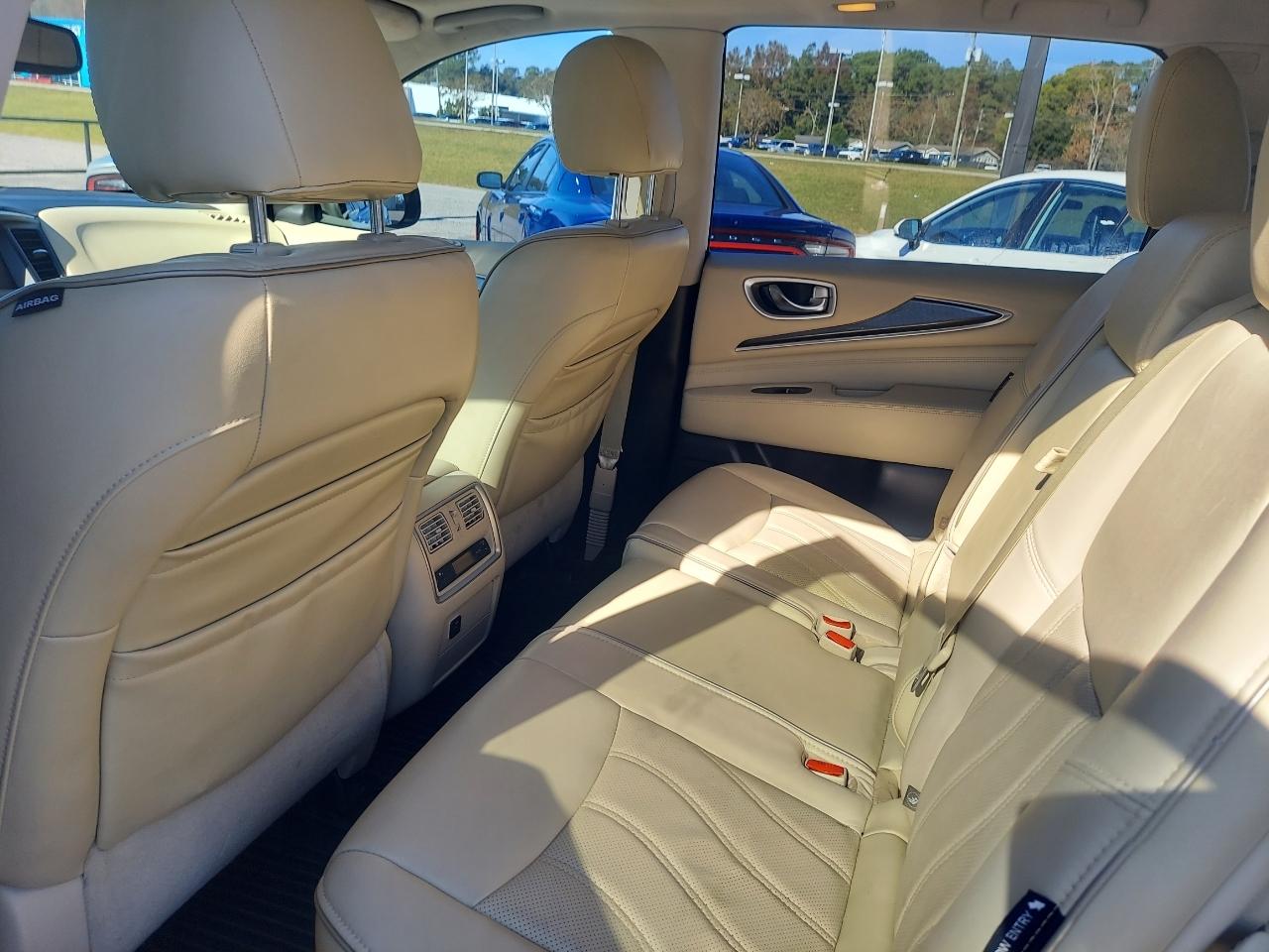 Infiniti QX60 Base FWD 2018