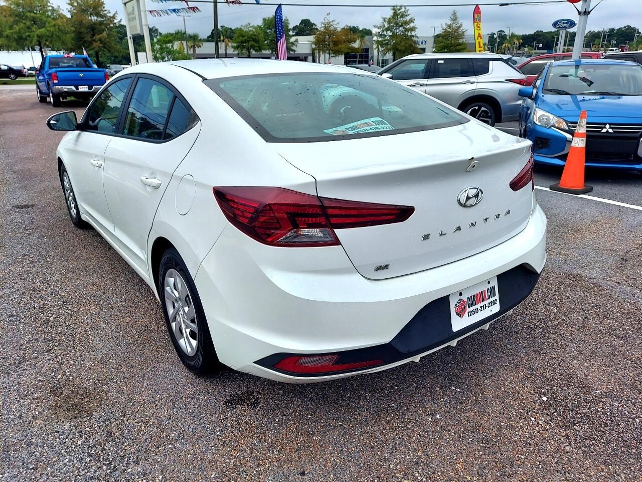 Hyundai Elantra SE 6M 2020