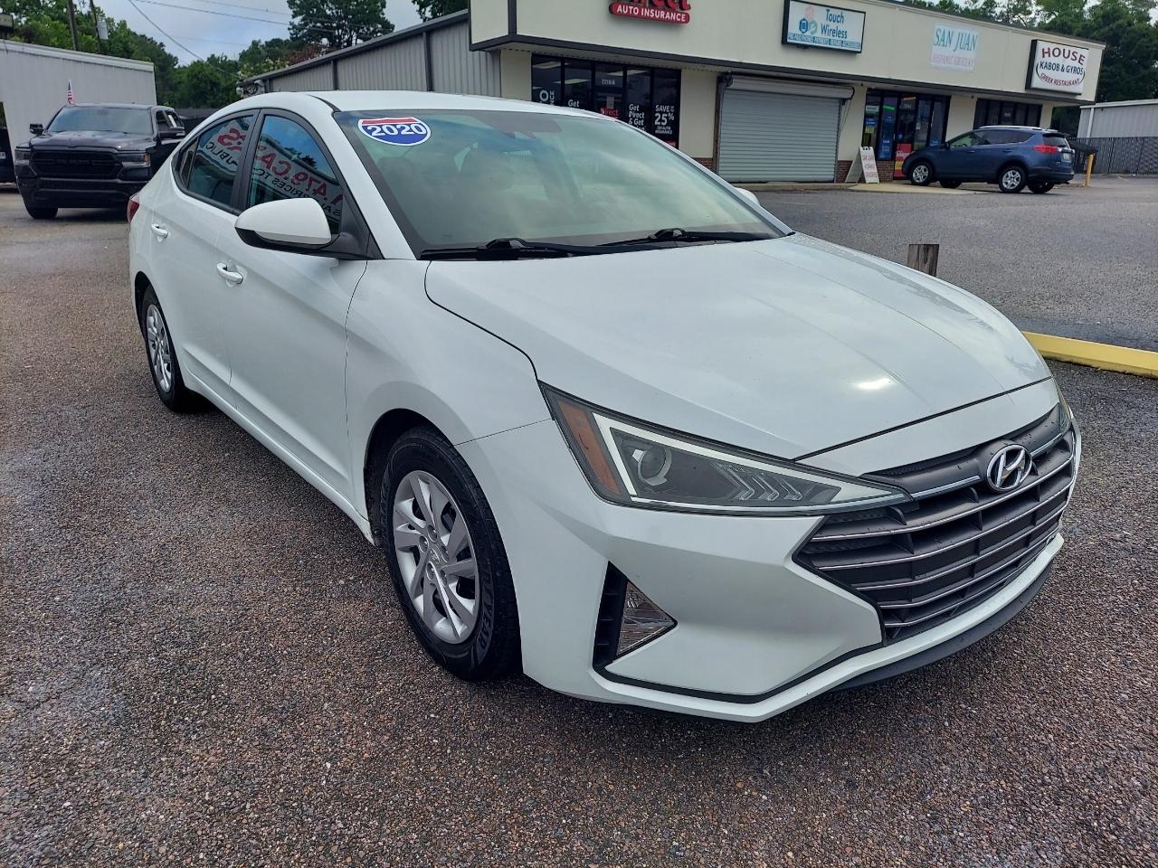 Hyundai Elantra SE 6M 2020