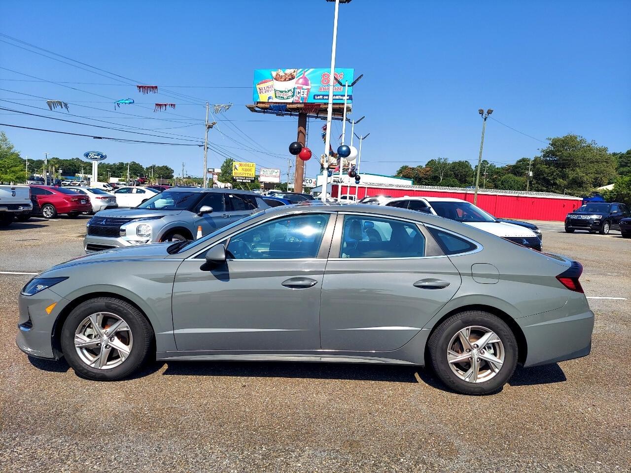 Hyundai Sonata SE 2021