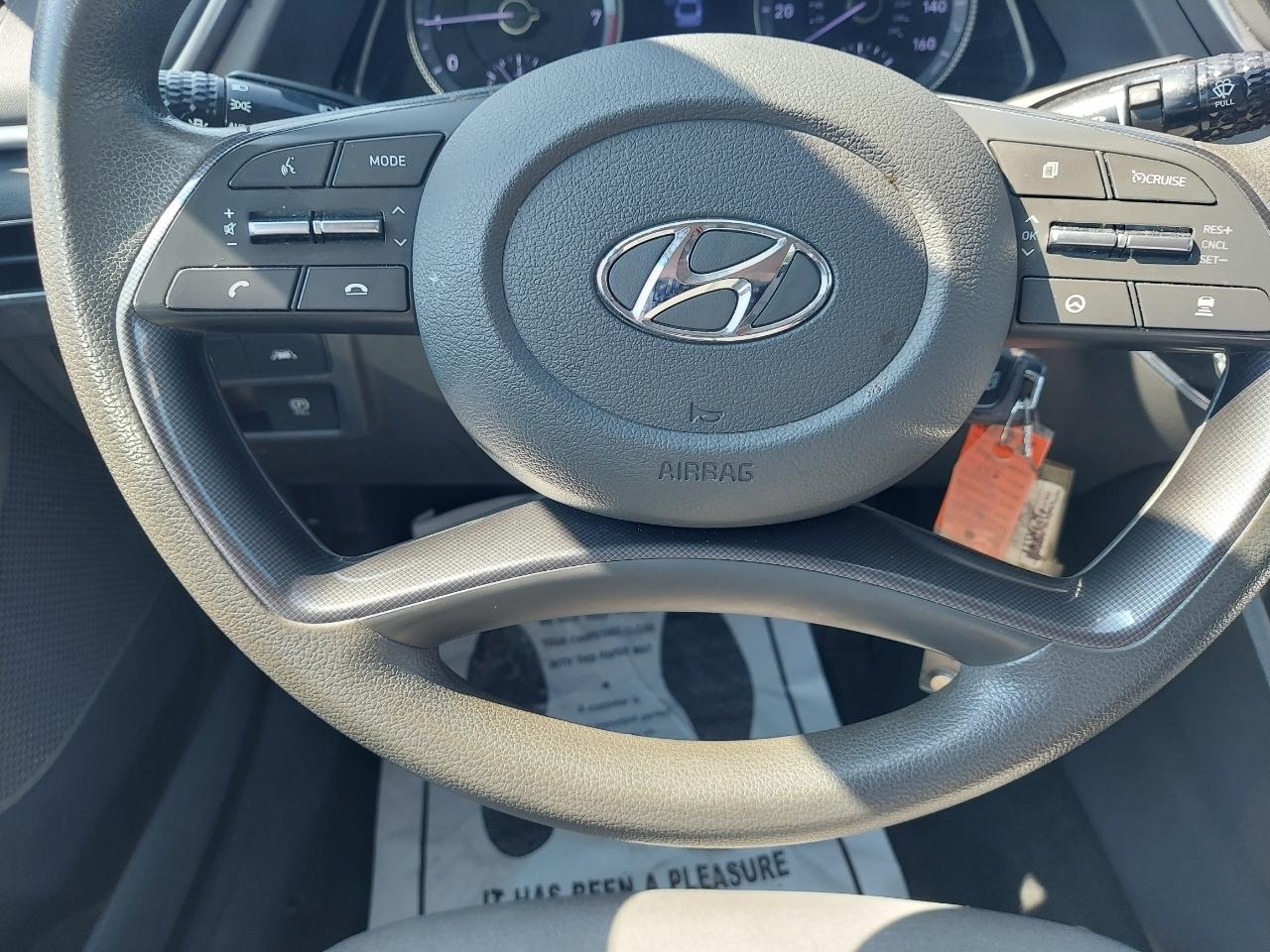 Hyundai Sonata SE 2021