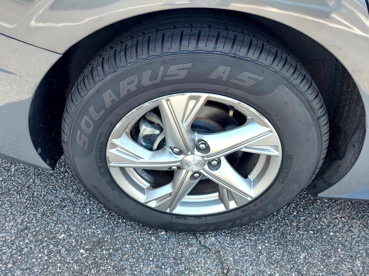 Hyundai Sonata SE 2021