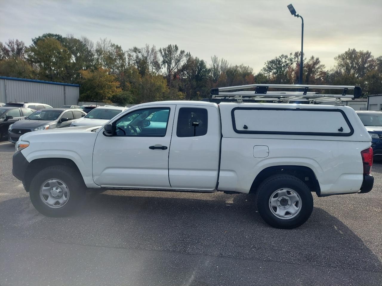 Toyota Tacoma SR5 Access Cab I4 6AT 2WD 2019