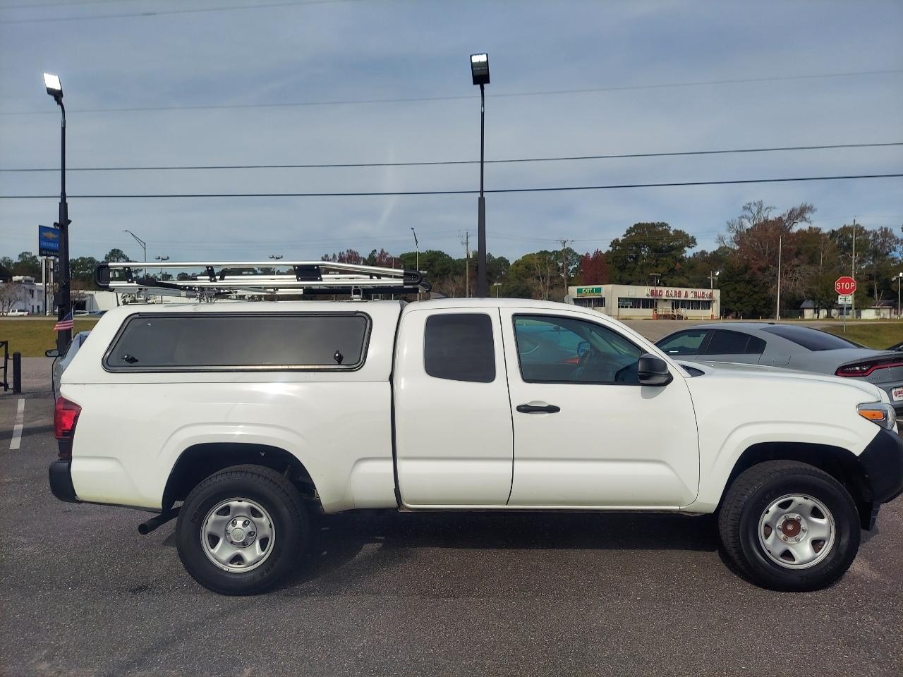 Toyota Tacoma SR5 Access Cab I4 6AT 2WD 2019