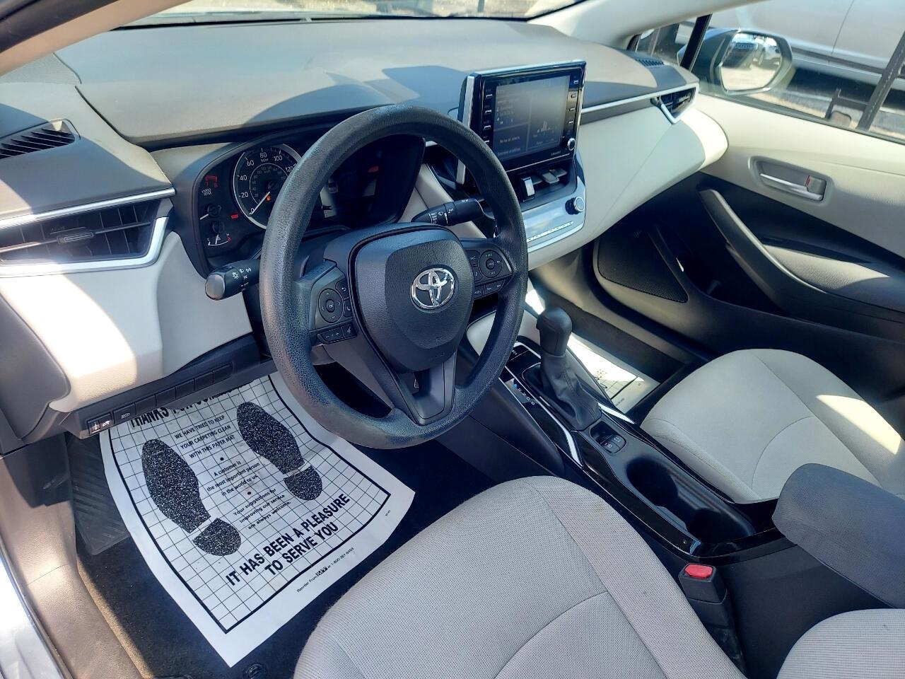 Toyota Corolla LE 2021