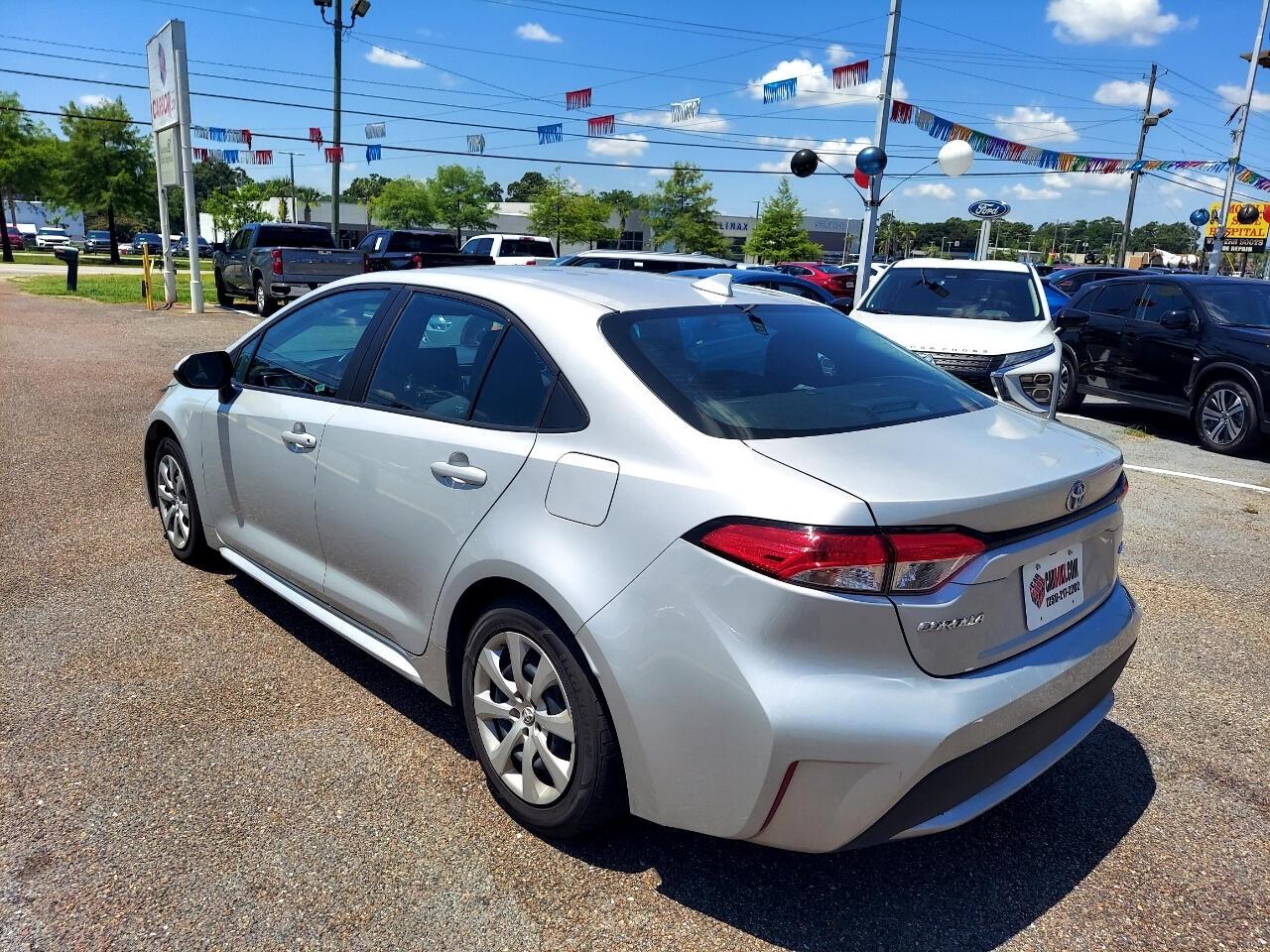 Toyota Corolla LE 2022