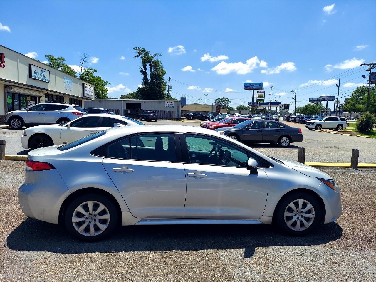 Toyota Corolla LE 2022
