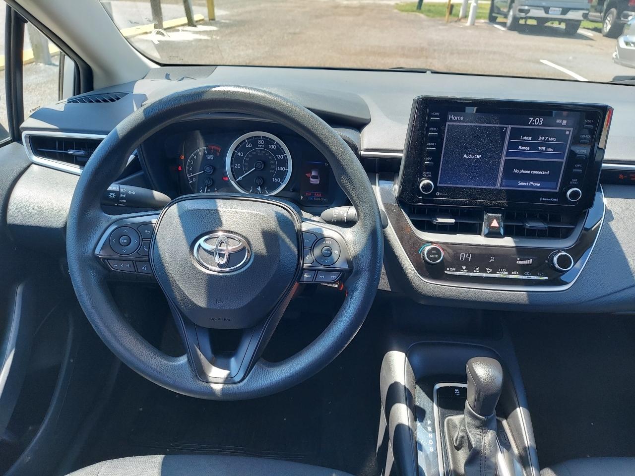 Toyota Corolla LE 2022