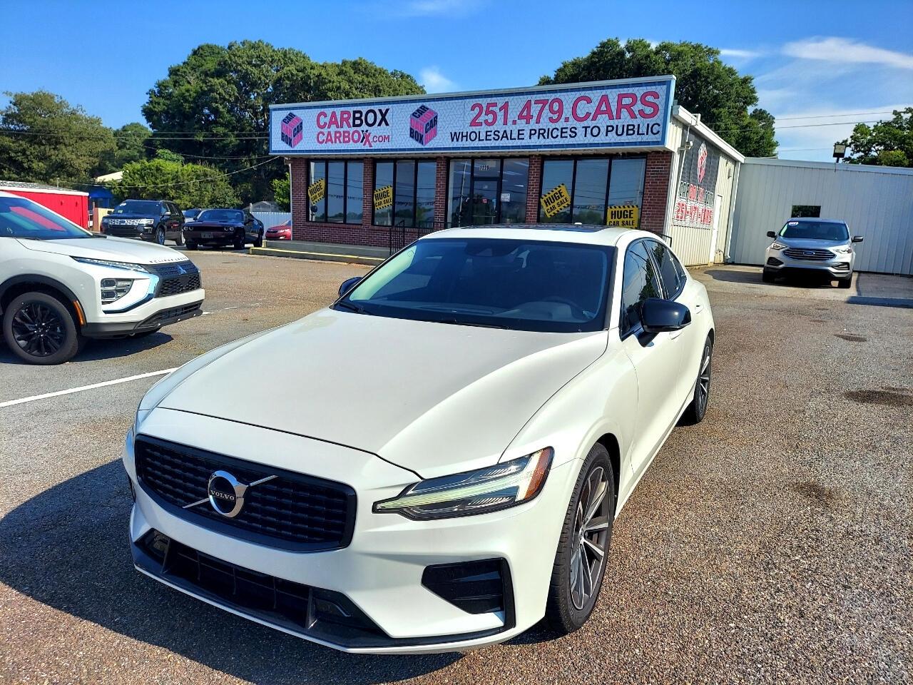 Volvo S60 B5 Momentum AWD 2022