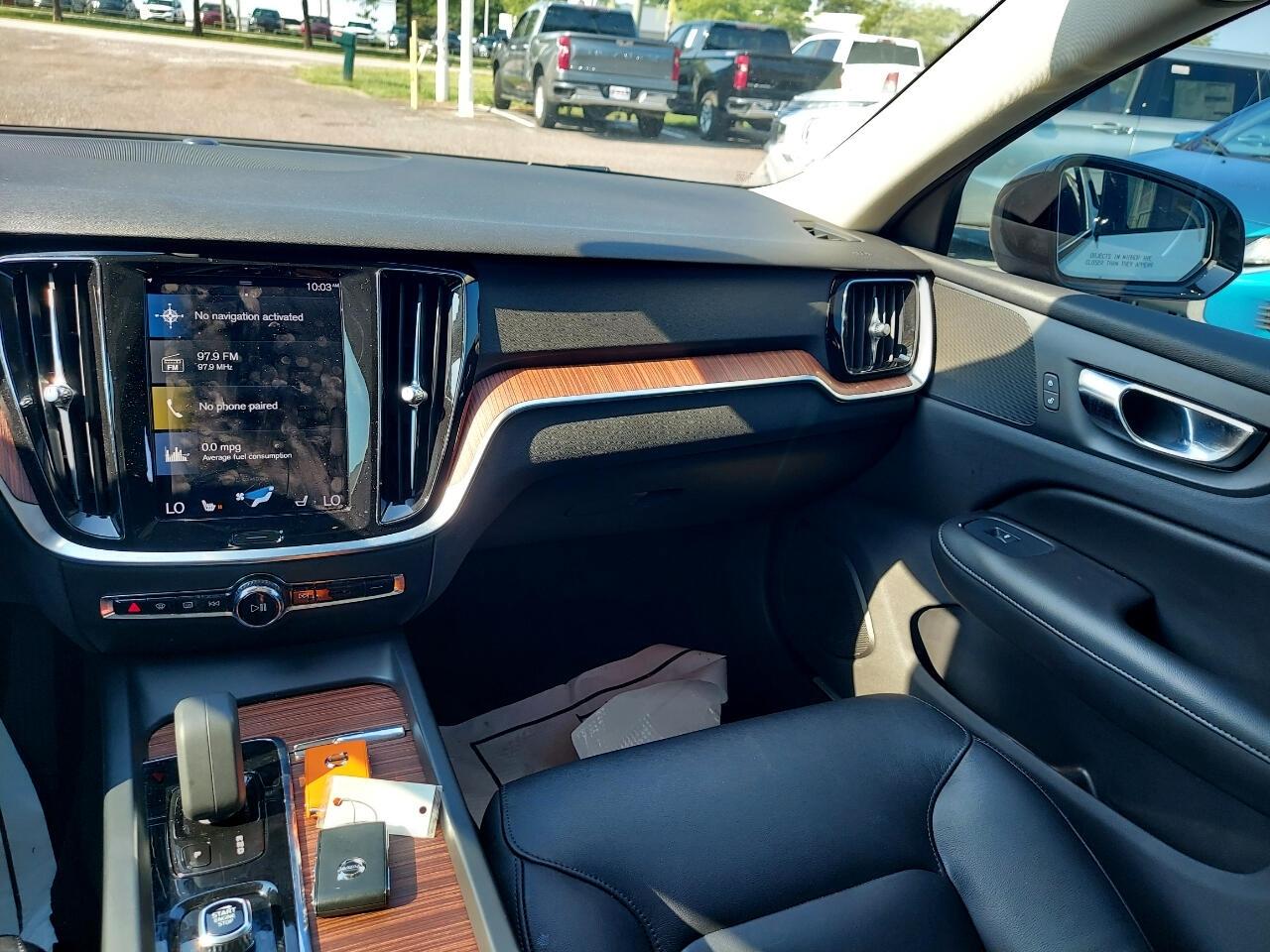 Volvo S60 B5 Momentum AWD 2022
