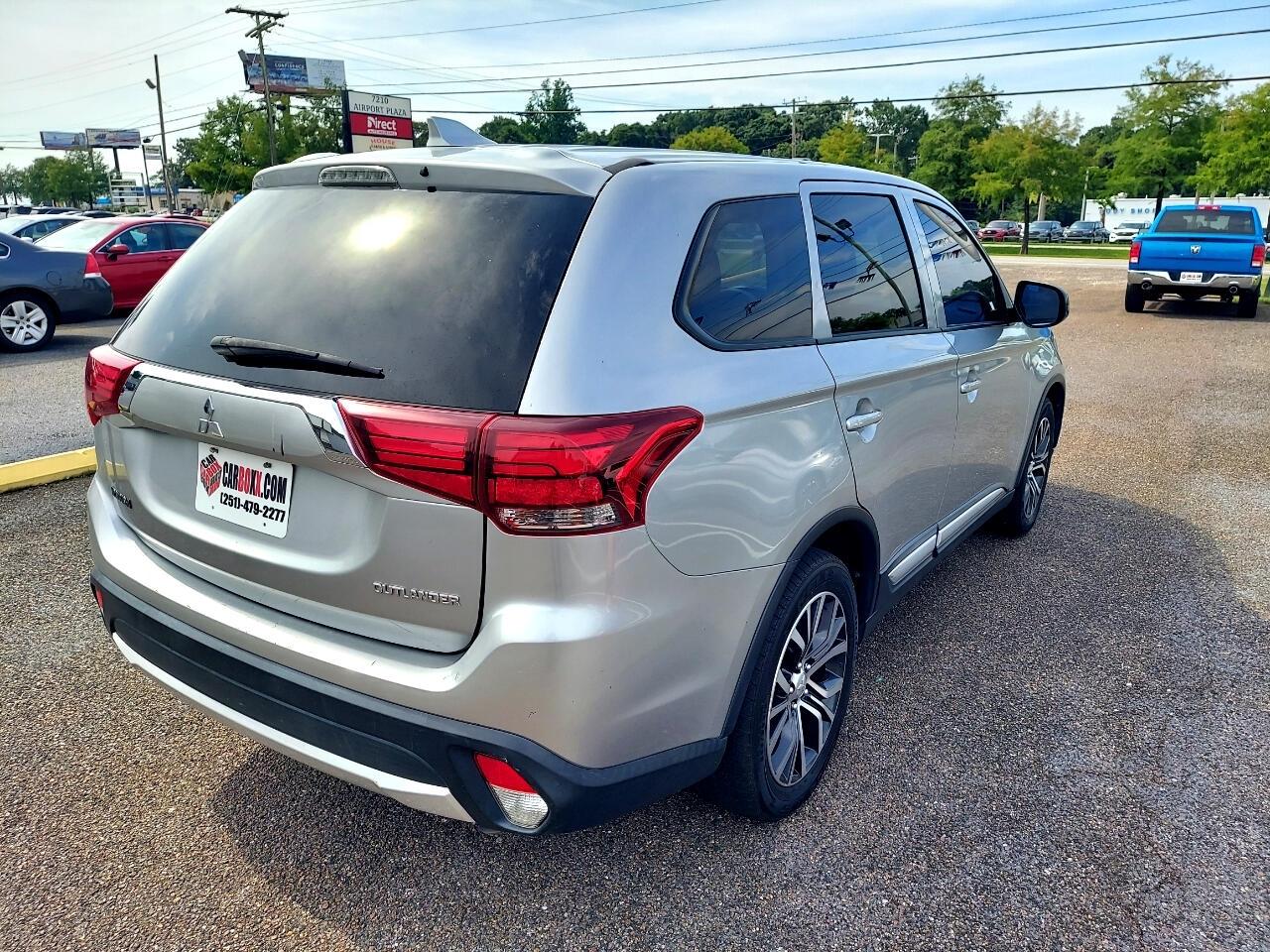 Mitsubishi Outlander ES 2WD 2018